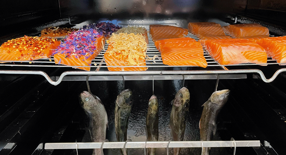 Geräucherter Fisch und Fischspezialitäten aus dem Rauch bei Edeka Zierles